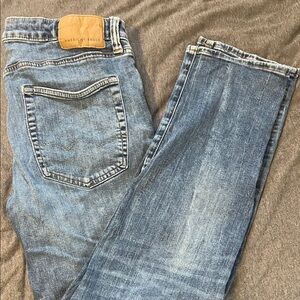 American Eagle Outfitters Men's Light Blue Straight Jeans
